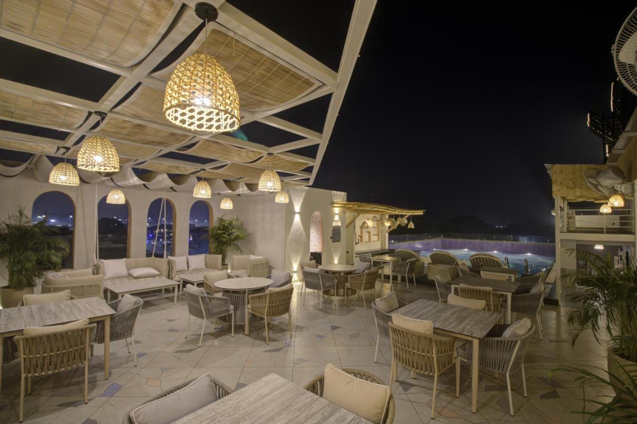 Cygnett Collection K K Hotel Faizabad Exterior foto
