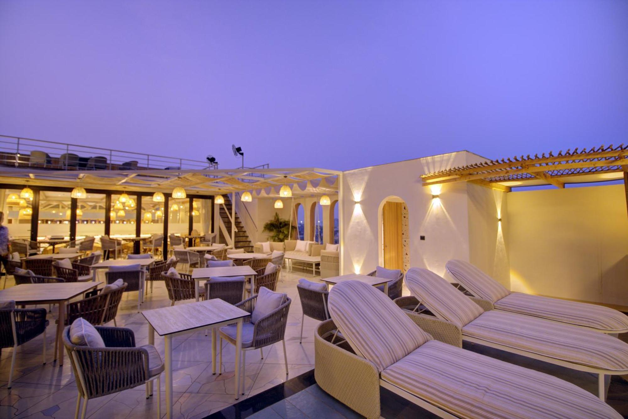 Cygnett Collection K K Hotel Faizabad Exterior foto